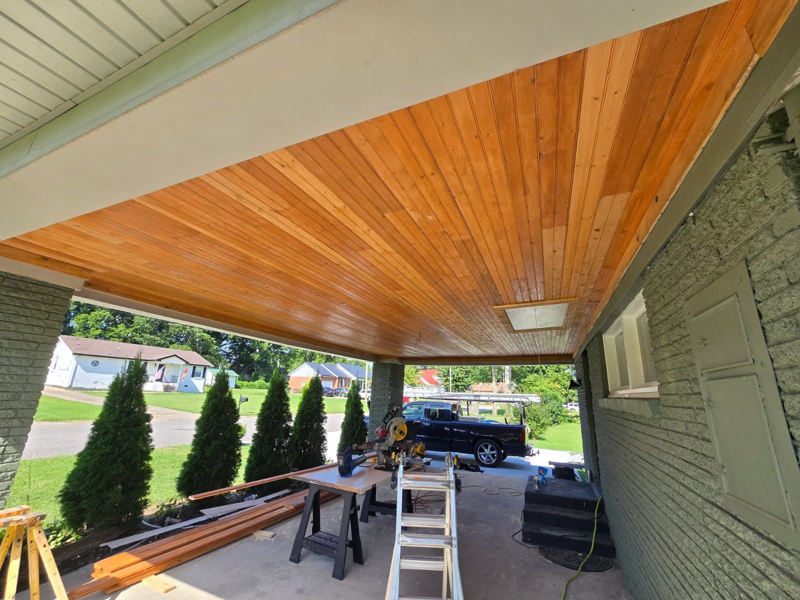 Gallery photos for Elegant Tongue and Groove Installation Enhances Entryway: Image #1